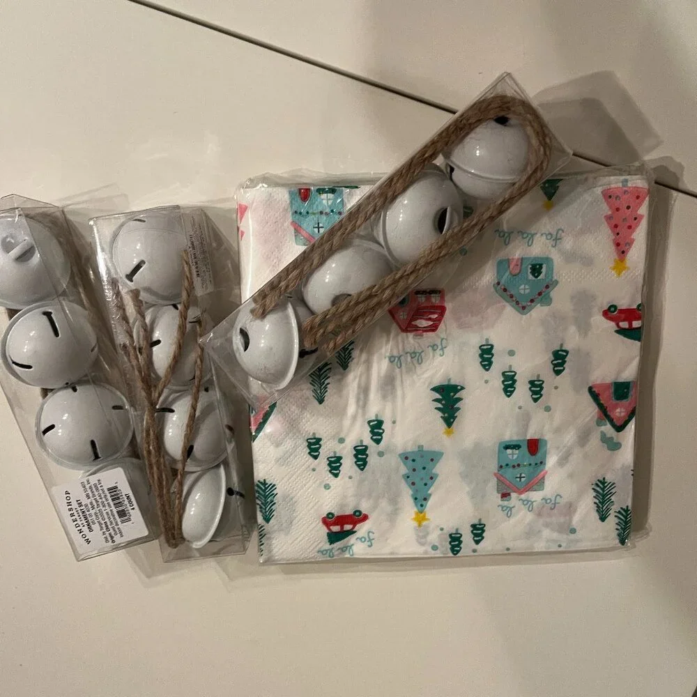 White Bell Decor Sets With Holiday Napkins (new)